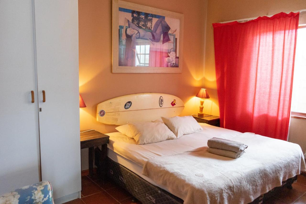 Shark Shack Backpackers Hostel Mossel Bay Exterior photo